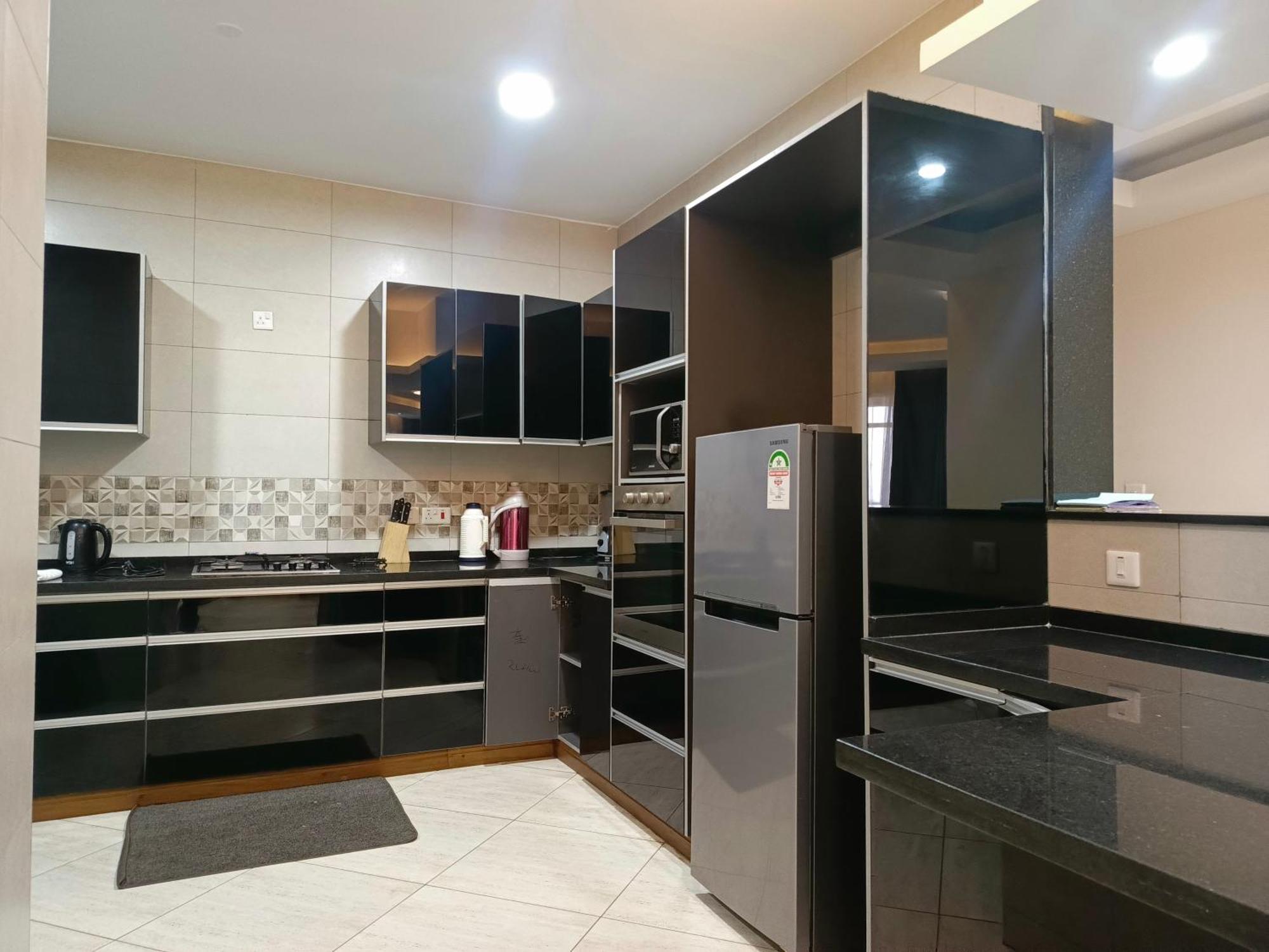 Savannah Lions Exquisite Apartment มอมบาซา ภายนอก รูปภาพ